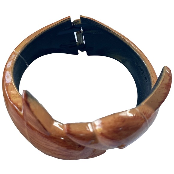 Dolphin wood natural walnut tree nature plastic bangle bracelet hinge beach swim - Picture 2 of 2